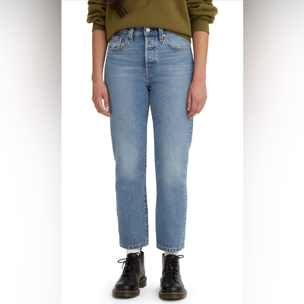 Levi’s 501 Crop Jeans 25x26 100% Cotton